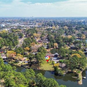 Photo #13 of 233 Valleau Road, Norfolk, Virginia 0.4 acres