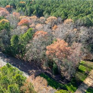 Photo #12 of 2412 Reserve Drive, Williamsburg, Virginia 1.3 acres