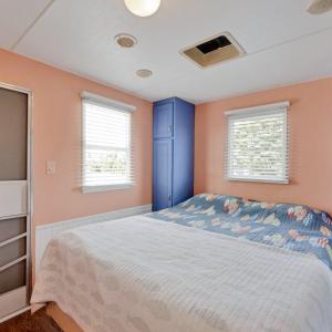 Photo #12 of 3665 Sandpiper Road, Virginia Beach, Virginia