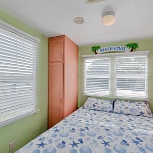 Photo #18 of 3665 Sandpiper Road, Virginia Beach, Virginia