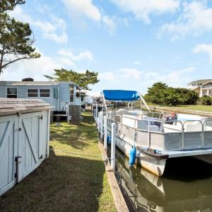 Photo #4 of 3665 Sandpiper Road, Virginia Beach, Virginia