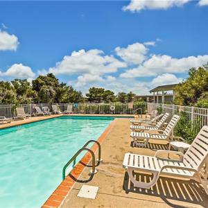 Photo #38 of 3665 Sandpiper Road, Virginia Beach, Virginia