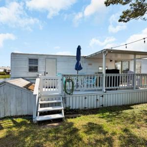 Photo #25 of 3665 Sandpiper Road, Virginia Beach, Virginia