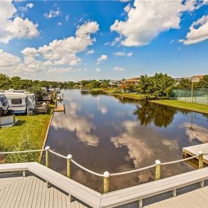 Photo #34 of 3665 Sandpiper Road, Virginia Beach, Virginia
