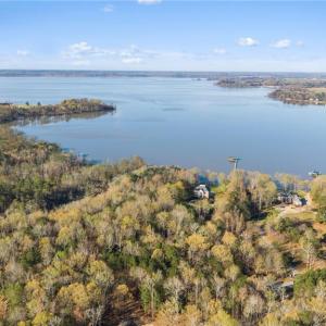 Photo #2 of 3532 Barretts Ferry Drive, Williamsburg, Virginia 5.9 acres