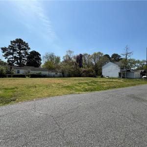 Photo #5 of 832 Oklahoma Drive, Chesapeake, Virginia 0.2 acres