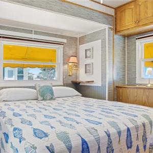 Photo #19 of 3665 Sandpiper Road, Virginia Beach, Virginia