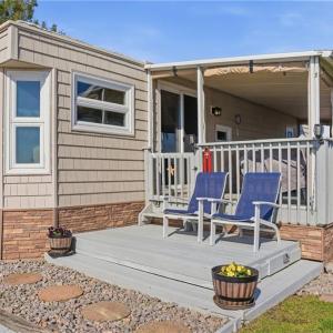 Photo #4 of 3665 Sandpiper Road, Virginia Beach, Virginia