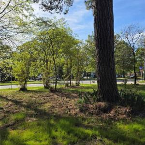Corner lot