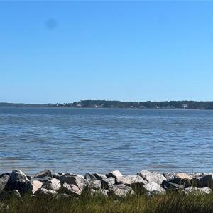 Photo #1 of 816 Ship Point Road, Yorktown, Virginia 2.7 acres