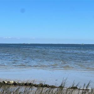 Photo #3 of 816 Ship Point Road, Yorktown, Virginia 2.7 acres