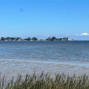 Photo #5 of 816 Ship Point Road, Yorktown, Virginia 2.7 acres