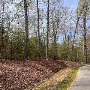 part of lot road front on East West Parkway