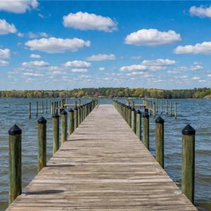 Dock & River view