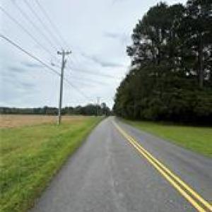 Photo #10 of 5294 Riverview Road, Williamsburg, Virginia 3.2 acres