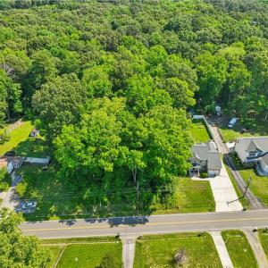 Photo #18 of 500 Carys Chapel Road, Yorktown, Virginia 3.5 acres