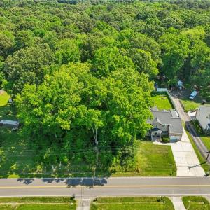 Photo #6 of 500 Carys Chapel Road, Yorktown, Virginia 3.5 acres