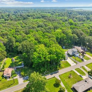 Photo #8 of 500 Carys Chapel Road, Yorktown, Virginia 3.5 acres