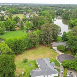 Photo #7 of 2035 Foxs Lair Trail, Norfolk, Virginia 0.3 acres