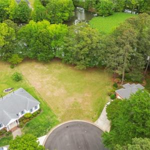 Photo #9 of 2035 Foxs Lair Trail, Norfolk, Virginia 0.3 acres
