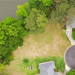 Photo #2 of 2035 Foxs Lair Trail, Norfolk, Virginia 0.3 acres