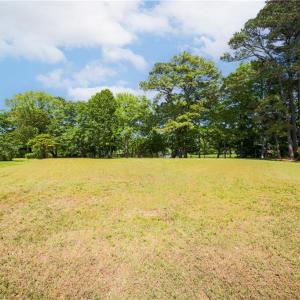 Photo #16 of 2035 Foxs Lair Trail, Norfolk, Virginia 0.3 acres