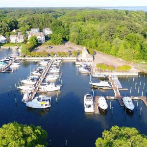 Photo #12 of 2114 Hornes Lake Road, Williamsburg, Virginia 0.6 acres