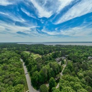 Photo #6 of 2114 Hornes Lake Road, Williamsburg, Virginia 0.6 acres