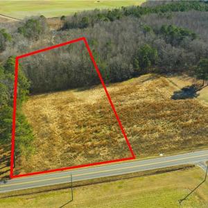 Photo #5 of 8374 Rolfe Highway, Dendron, Virginia 3.0 acres