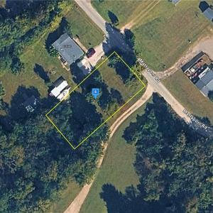 Photo #2 of 19601 Mattaponi Road, West Point, Virginia 0.3 acres