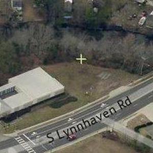 Photo #3 of 513 Lynnhaven Road, Virginia Beach, Virginia 0.8 acres