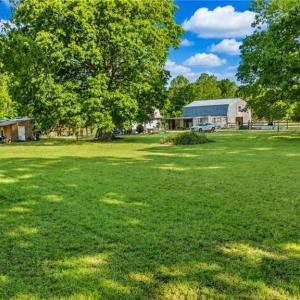 Wide front yard