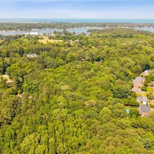 Photo #12 of 500 Railway Road, Yorktown, Virginia 3.3 acres