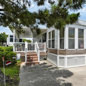 Photo #2 of 3665 Sandpiper Road, Virginia Beach, Virginia