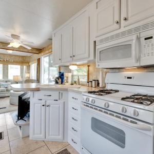 Photo #13 of 3665 Sandpiper Road, Virginia Beach, Virginia