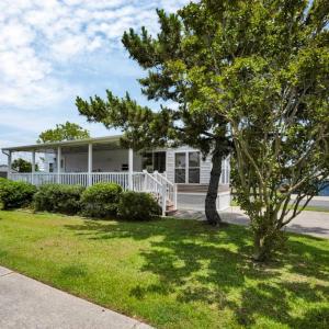 Photo #25 of 3665 Sandpiper Road, Virginia Beach, Virginia