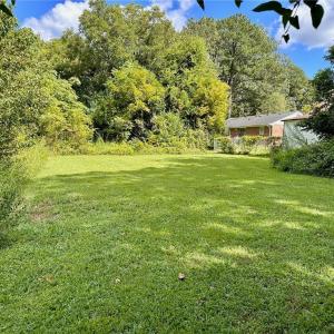 Photo #1 of 1915 Arlington Avenue, Norfolk, Virginia 0.8 acres