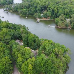 Photo #2 of 1015 Wilton Coves Drive, Hartfield, Virginia 0.7 acres