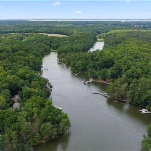 Photo #6 of 1015 Wilton Coves Drive, Hartfield, Virginia 0.7 acres