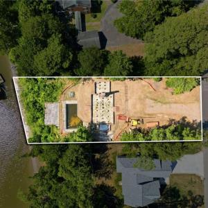 Photo #4 of 1502 Magruder Road, Smithfield, Virginia 0.6 acres