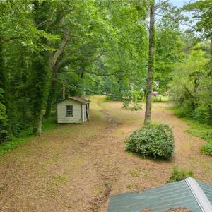 Photo #11 of 3938 Paradise Point Road, Hayes, Virginia 0.8 acres