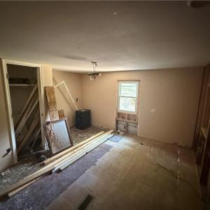 Photo #17 of 3938 Paradise Point Road, Hayes, Virginia 0.8 acres