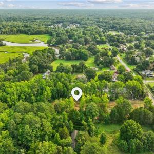 Near Historic Jamestown