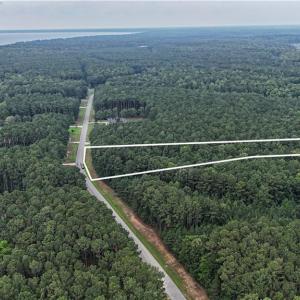 Photo #1 of 1194 Lawnes Neck Drive, Smithfield, Virginia 5.0 acres