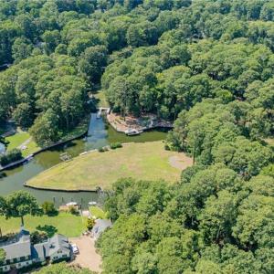 Photo #7 of 1519 Duke of Windsor Road, Virginia Beach, Virginia 1.3 acres