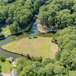 Photo #8 of 1519 Duke of Windsor Road, Virginia Beach, Virginia 1.3 acres