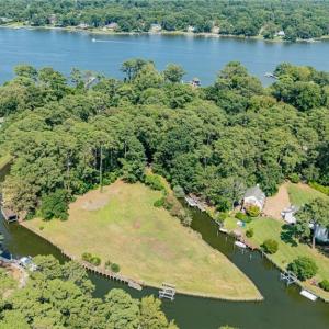Photo #12 of 1519 Duke of Windsor Road, Virginia Beach, Virginia 1.3 acres