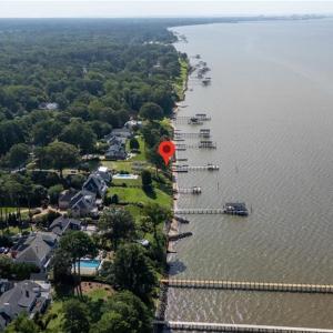 Photo #2 of 803 Riverside Drive, Newport News, Virginia 0.9 acres