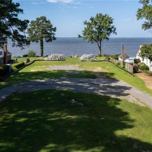 Photo #35 of 803 Riverside Drive, Newport News, Virginia 0.9 acres