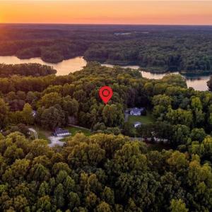 Ariel view with marker to show lot